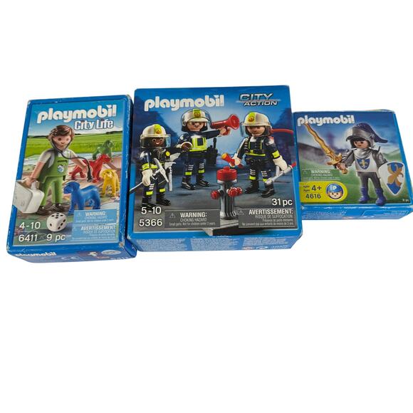 Playmobil 4616 Blue Knight Fleur di Lis, Veterinarian & Fire Fighter 5366 Lot - Picture 3 of 9